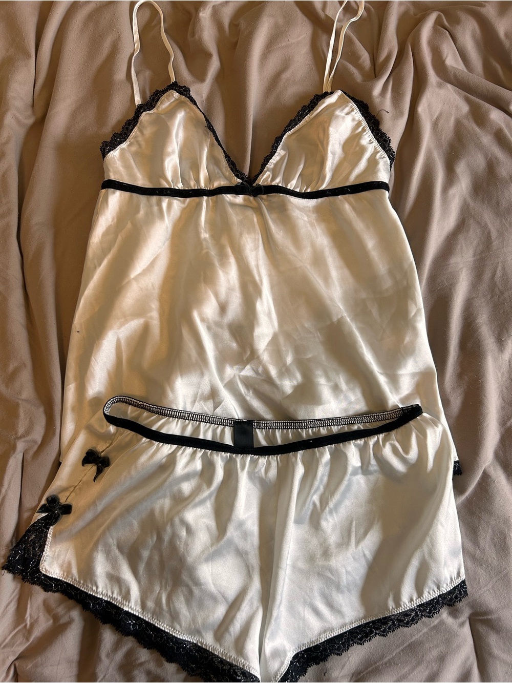 Vintage Victoria’s Secret Cream Satin Lace Trim Sleep Set with Black Accents